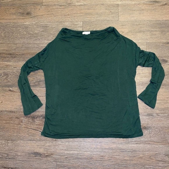 Silence + Noise size XS green cold shoulder top - Picture 1 of 5